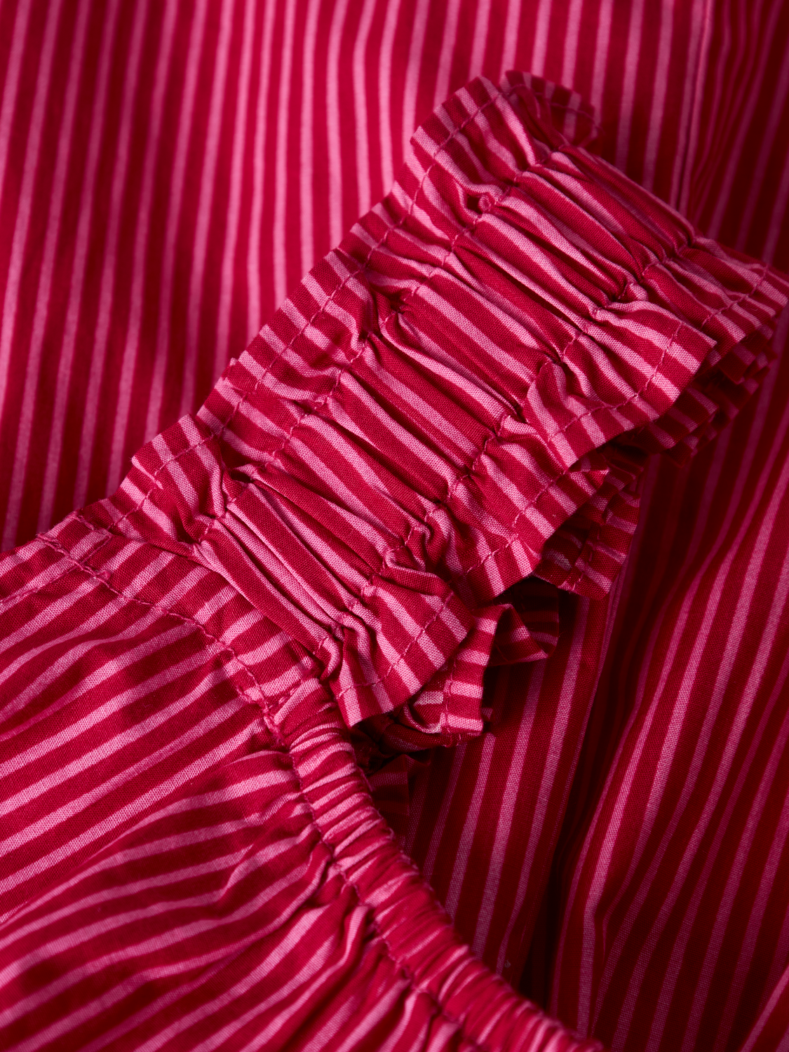 model_shot-front_full